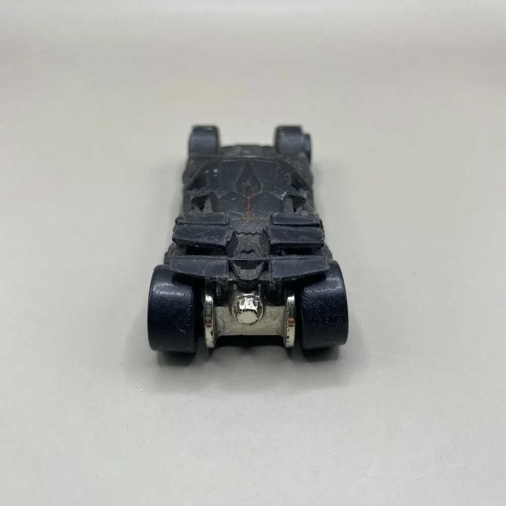 Hot Wheels DC Comics Batman‎ The Dark Knight Tumbler Black H6294 Die Cast Car